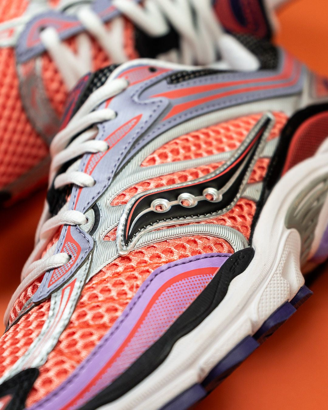 Saucony
